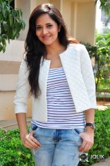 Anasuya at Kshanam Movie Release Press Meet